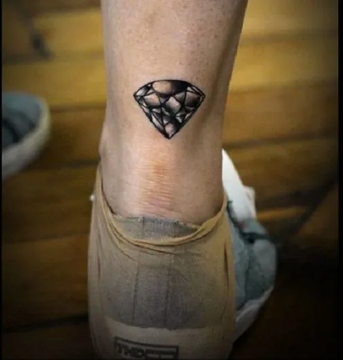 diamond tattoo meaning